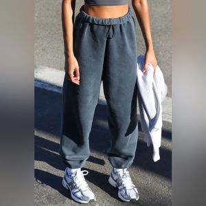 JOAH BROWN OVERSIZED JOGGER WASHED NAVY XS/S